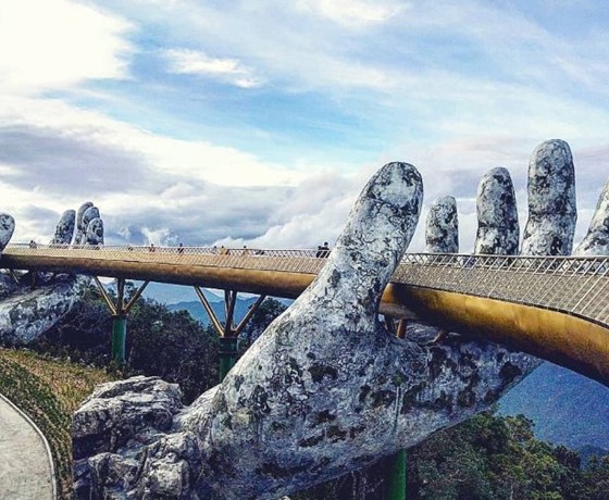 Thuê Xe Đón Tiễn Sân Bay - Bà Nà - 4 - 7 - 16 Chỗ